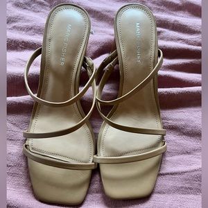 Marc Fisher mini heels